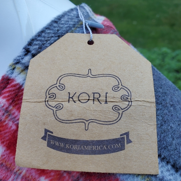 Kori America Red and Gray Plaid Flannel Wrap NWT - Picture 11 of 12